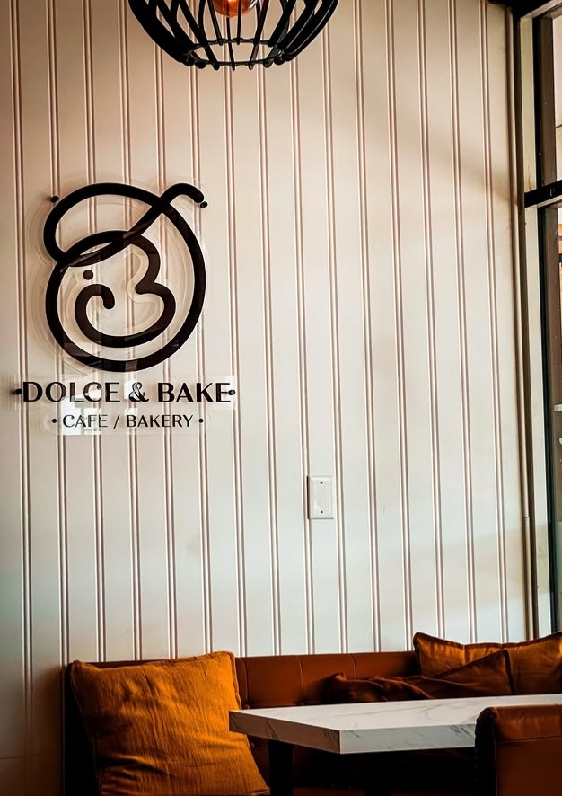 Inside Dolce & Bake, Orlando